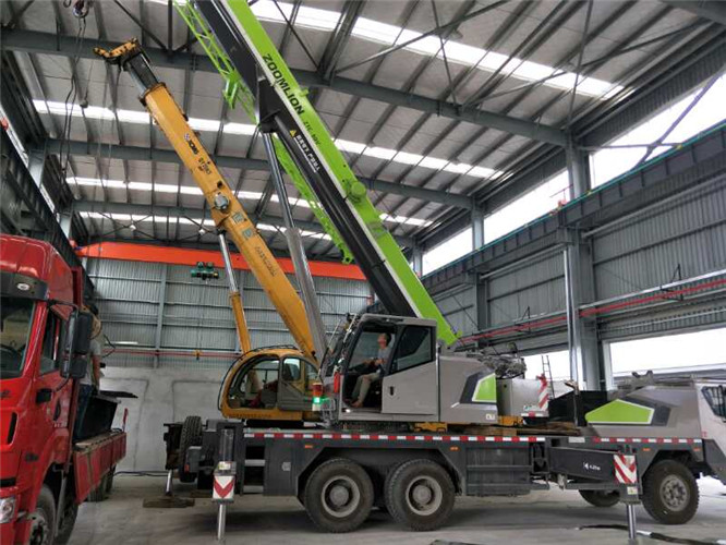 雁塔区高空车出租需要注意哪些安全事项？